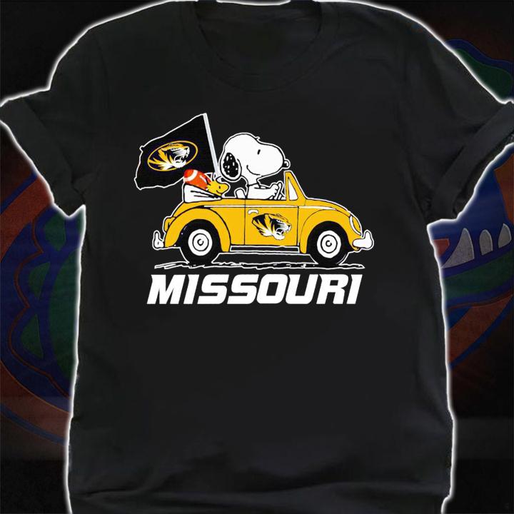 Snoopy And Woodstock Driving Car Missouri Tigers Flag t-shirt