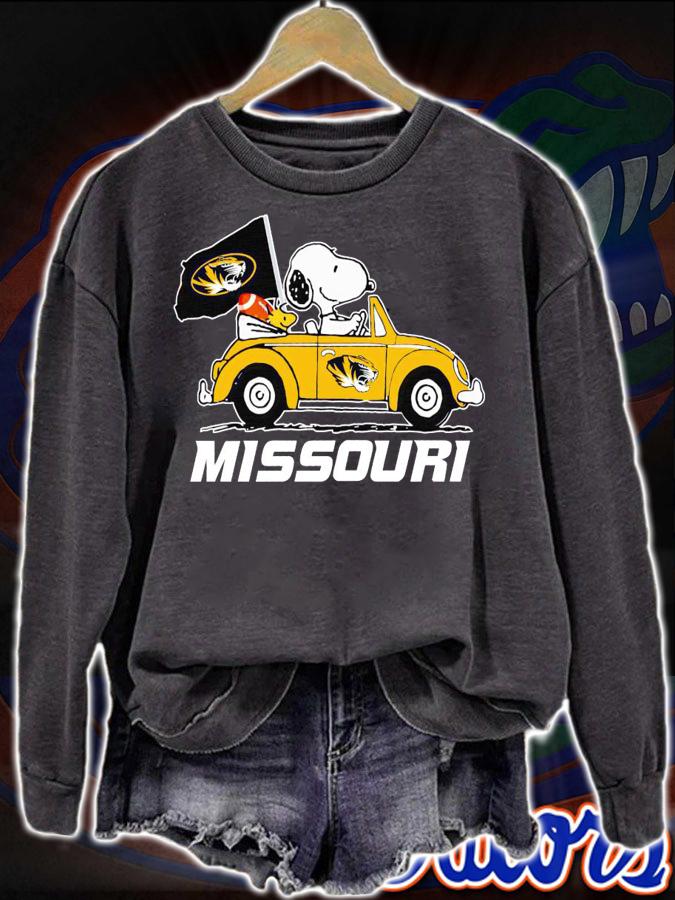Snoopy And Woodstock Driving Car Missouri Tigers Flag t-shirt