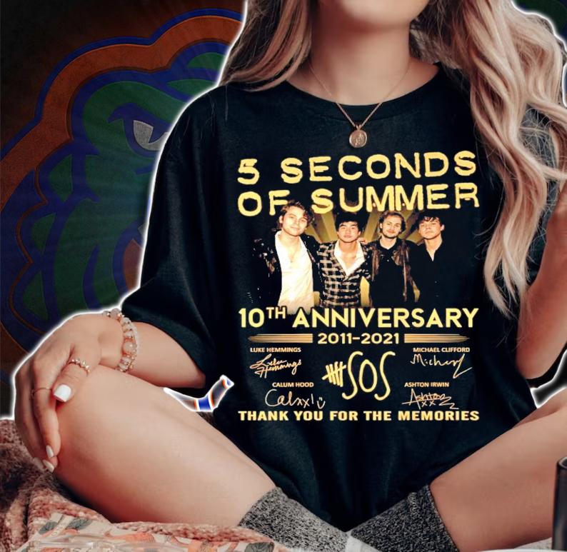 5 Seconds Of Summer 10th anniversary 2011 2021 signatures t-shirt woman shirt