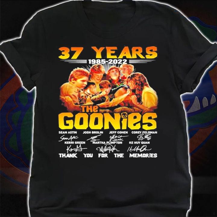 Official 37 Years 1985-2022 The Goonies Signatures Thank You For The Memories Shirt shirt