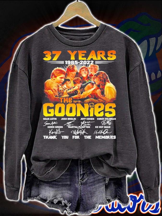 Official 37 Years 1985-2022 The Goonies Signatures Thank You For The Memories Shirt sweatshirt