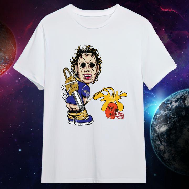 Hot Baltimore Ravens Leatherface Pissing On Cleveland Browns T-Shirt